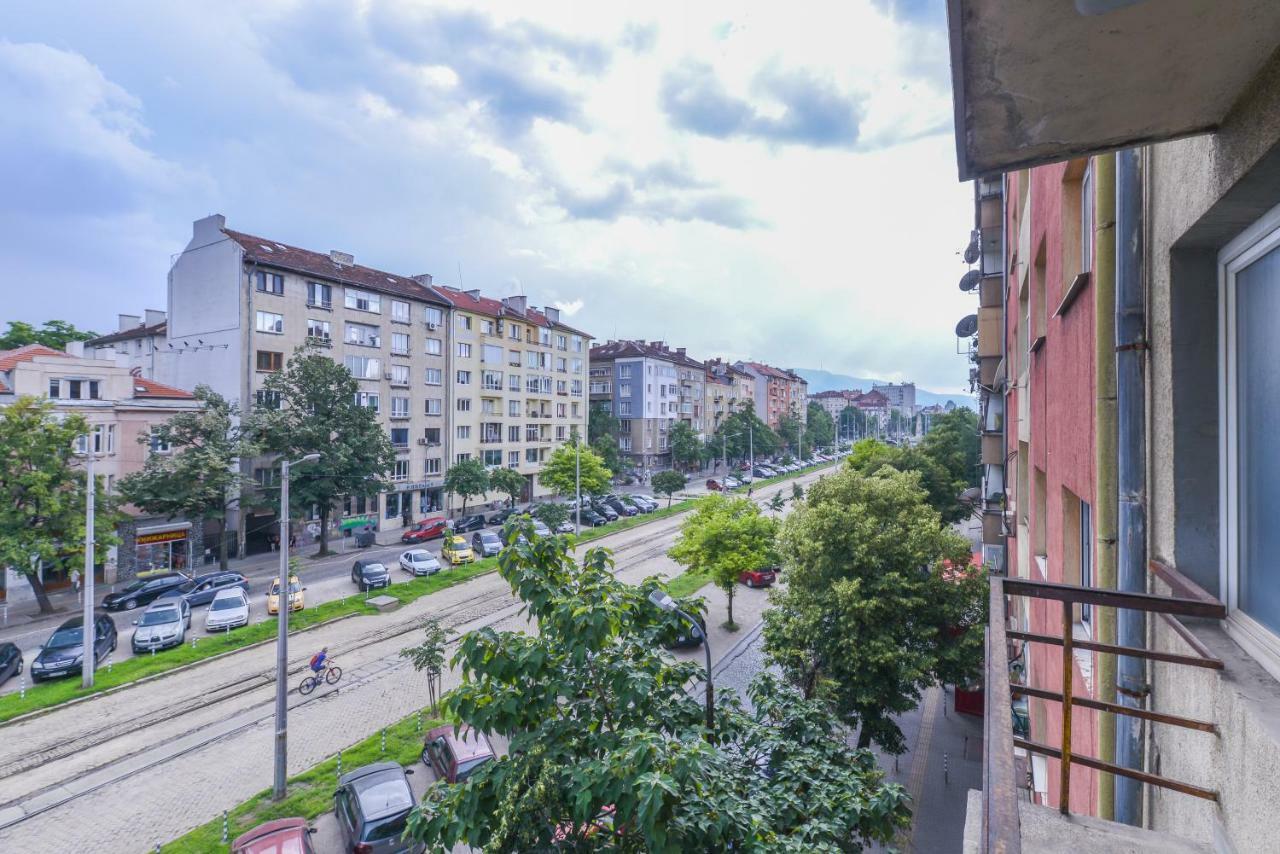 Visit Sofia | Macedonia Square Central Apartment Luaran gambar